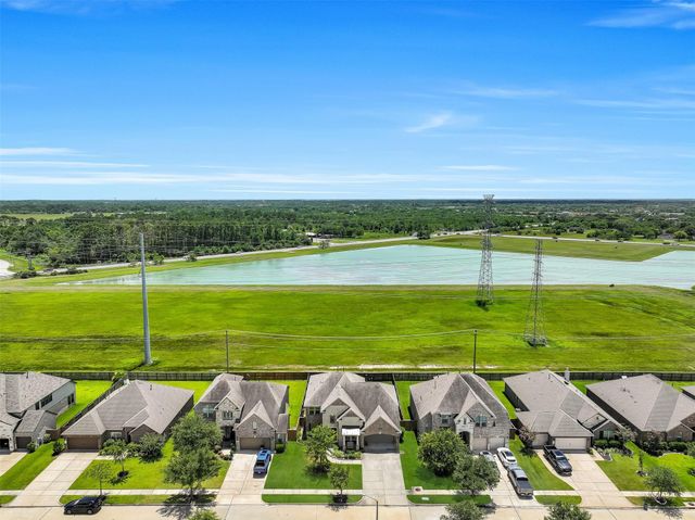 2712 Ahnya Lane, League City, TX 77573