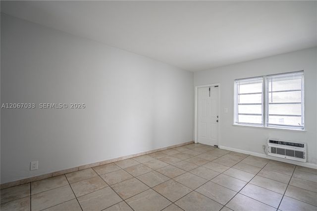 1208 71st St 8, Miami Beach, FL 33141
