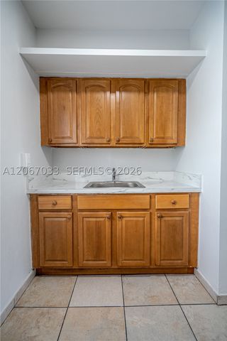 1208 71st St 8, Miami Beach, FL 33141