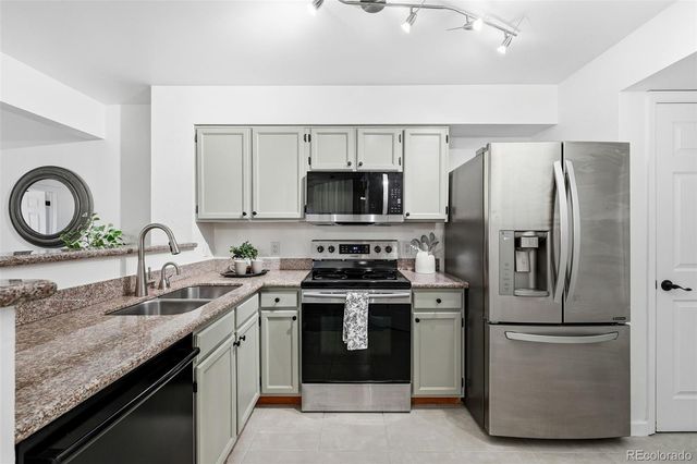 4882 E Kentucky Avenue A, Denver, CO 80246