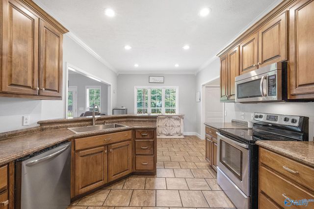 179 Timberline Drive, Arab, AL 35016