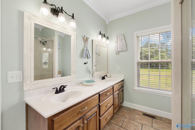 179 Timberline Drive, Arab, AL 35016