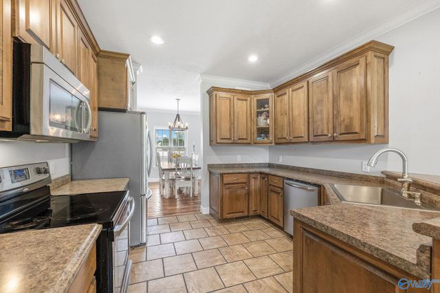 179 Timberline Drive, Arab, AL 35016