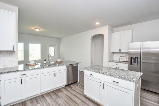 1314 Ponderosa Pine Drive, Rosharon, TX 77583