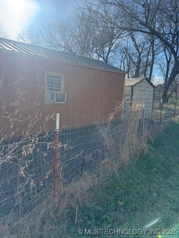 19237 Elizabeth, Oakland, OK 73446