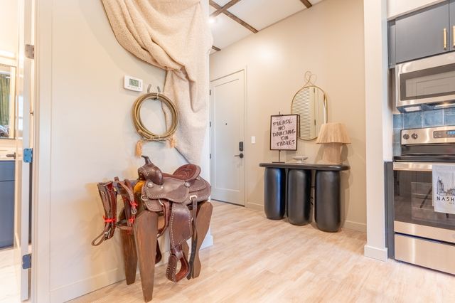 1014 16th Ave S Unit 203, Nashville, TN 37212