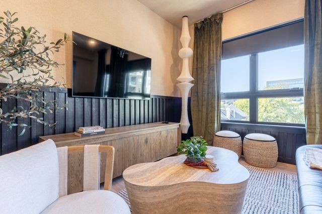 1014 16th Ave S Unit 203, Nashville, TN 37212