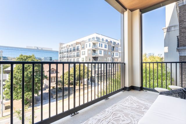 1014 16th Ave S Unit 203, Nashville, TN 37212