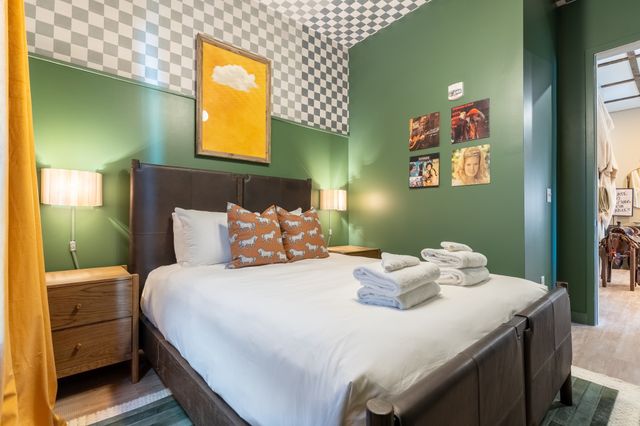 1014 16th Ave S Unit 203, Nashville, TN 37212