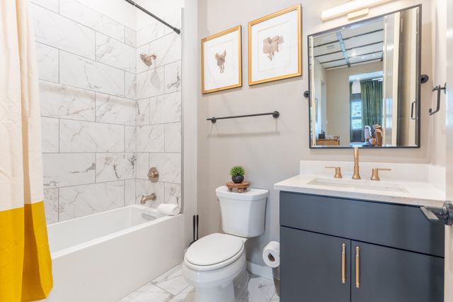 1014 16th Ave S Unit 203, Nashville, TN 37212