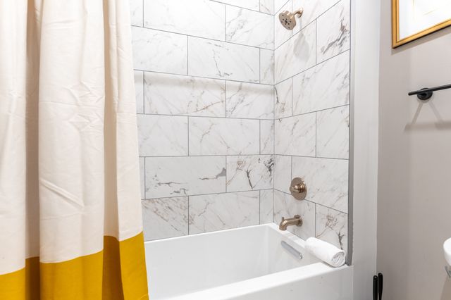 1014 16th Ave S Unit 203, Nashville, TN 37212