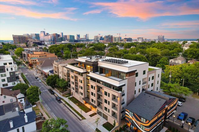 1014 16th Ave S Unit 203, Nashville, TN 37212
