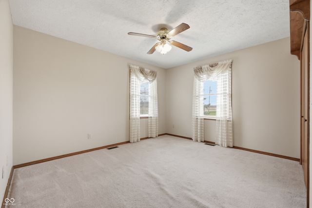 2100 N Halifax Drive, Muncie, IN 47304