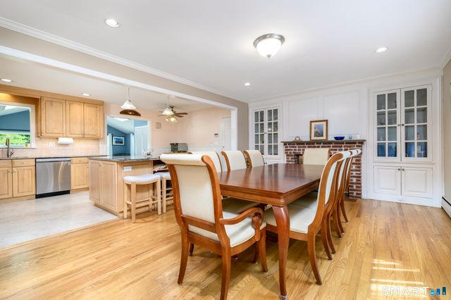 2 Thistle Road, Norwalk, CT 06851