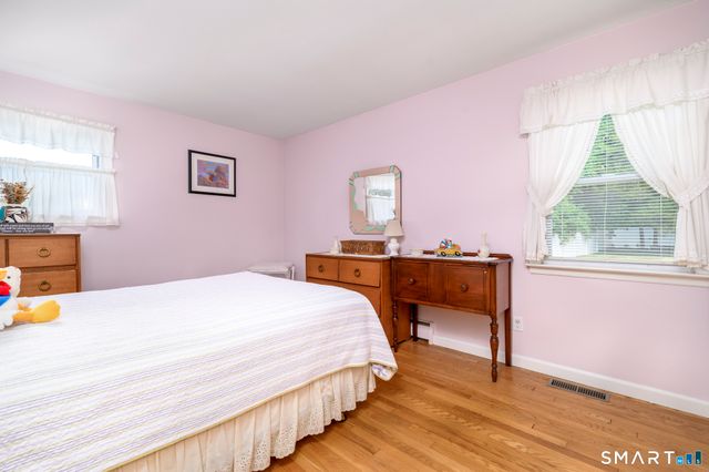 2 Thistle Road, Norwalk, CT 06851