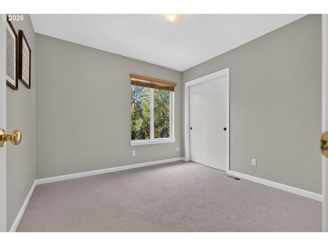 12739 Sw LESSER Rd, Portland, OR 97219