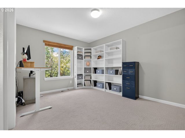 12739 Sw LESSER Rd, Portland, OR 97219