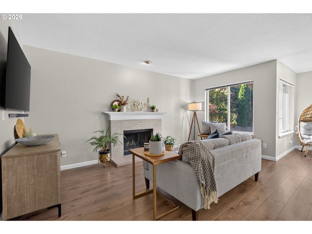 12739 Sw LESSER Rd, Portland, OR 97219