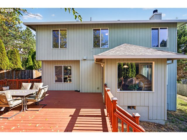 12739 Sw LESSER Rd, Portland, OR 97219