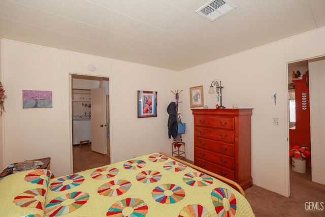 2410 Ronita Lane 33, Lake Isabella, CA 93240