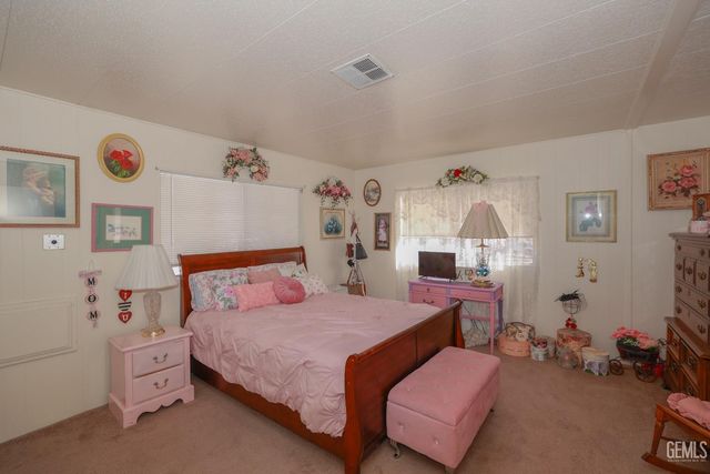 2410 Ronita Lane 33, Lake Isabella, CA 93240