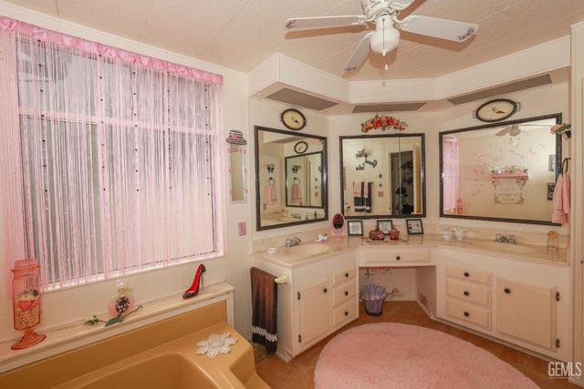 2410 Ronita Lane 33, Lake Isabella, CA 93240