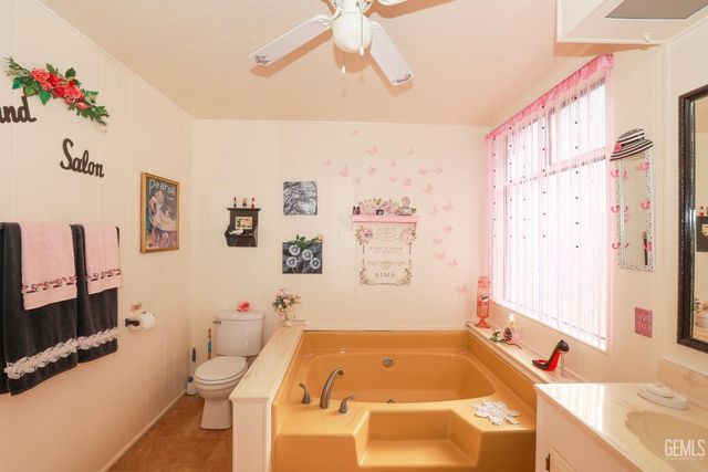 2410 Ronita Lane 33, Lake Isabella, CA 93240