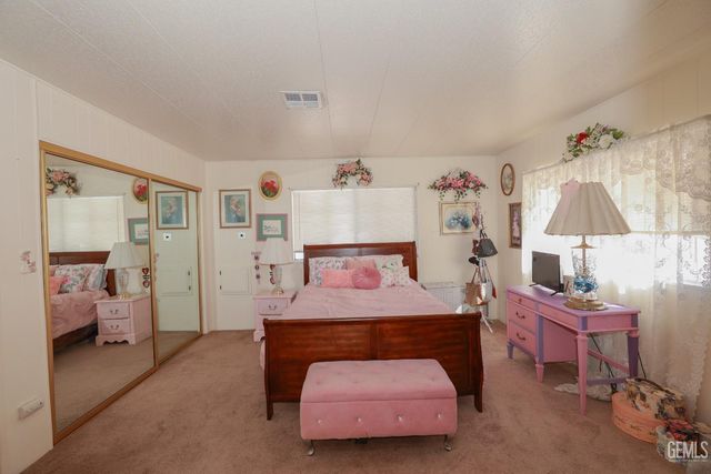 2410 Ronita Lane 33, Lake Isabella, CA 93240