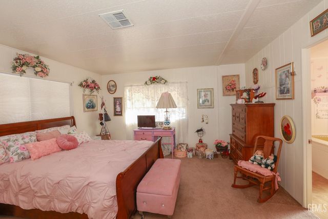 2410 Ronita Lane 33, Lake Isabella, CA 93240