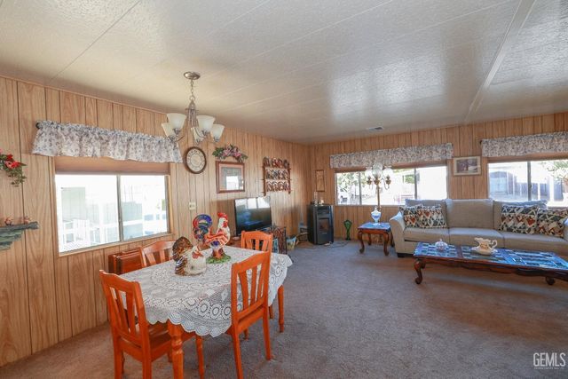 2410 Ronita Lane 33, Lake Isabella, CA 93240