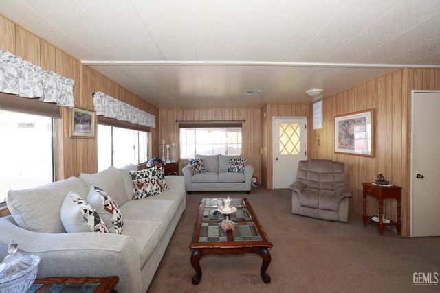 2410 Ronita Lane 33, Lake Isabella, CA 93240