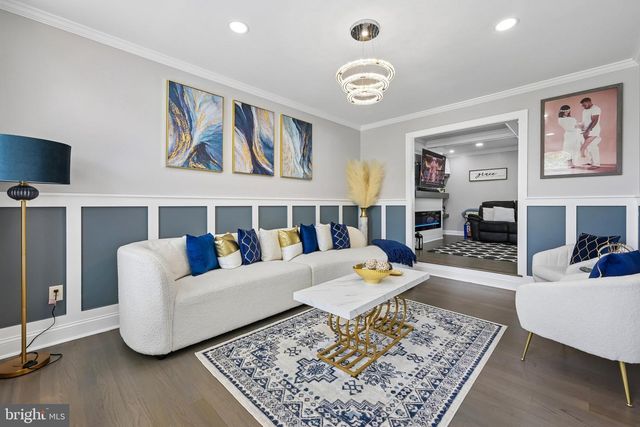 2206 DERBY DR, Cinnaminson, NJ 08077
