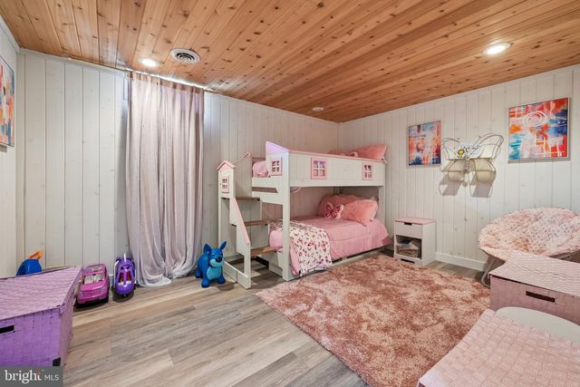 2206 DERBY DR, Cinnaminson, NJ 08077