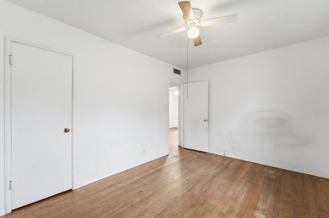 1127 W 19th St, Merced, CA 95340