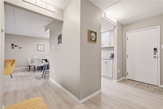 5600 Munhall Road 501, Squirrel Hill, PA 15217