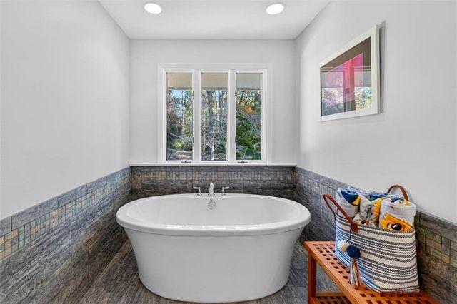 116 General Oglethorpe Drive, St Simons Island, GA 31522