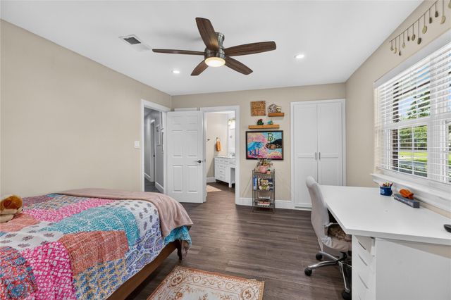 5911 Masters Drive, Houston, TX 77069