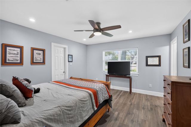5911 Masters Drive, Houston, TX 77069