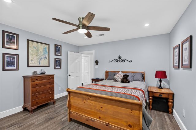 5911 Masters Drive, Houston, TX 77069