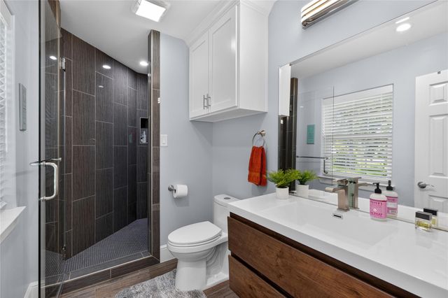 5911 Masters Drive, Houston, TX 77069