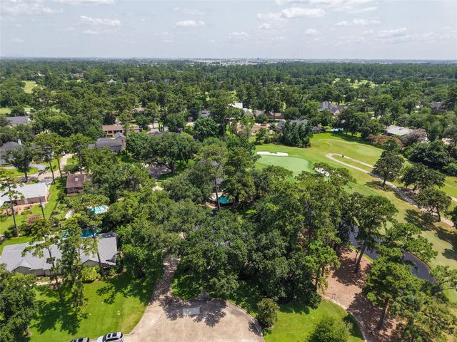 5911 Masters Drive, Houston, TX 77069