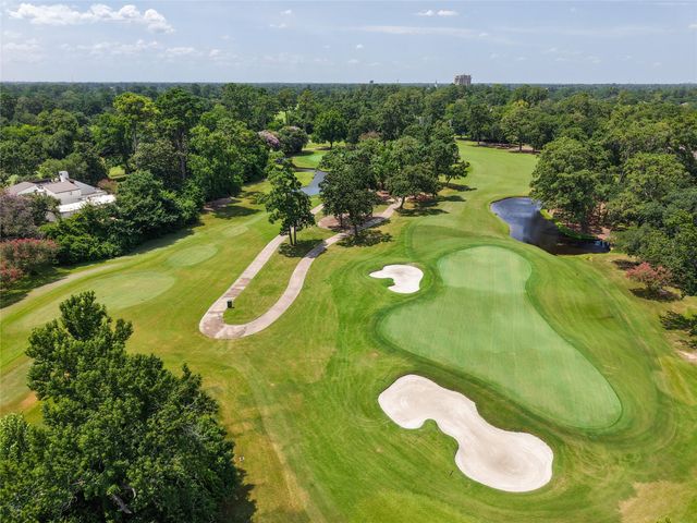5911 Masters Drive, Houston, TX 77069