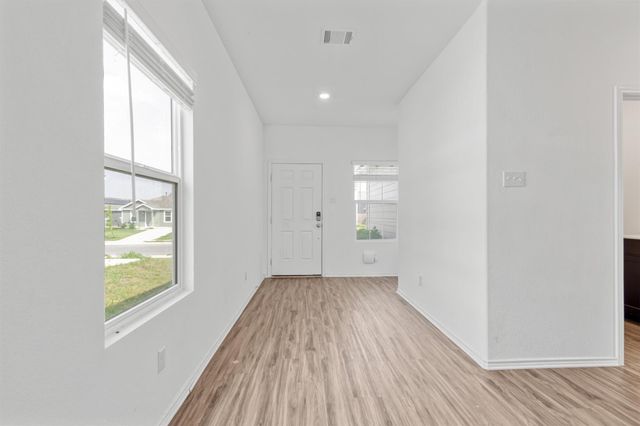 125 Mica TRL, Maxwell, TX 78656