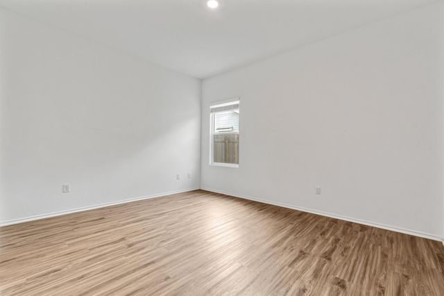 125 Mica TRL, Maxwell, TX 78656