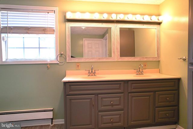 2810 PANTHER ROAD, Vineland, NJ 08361