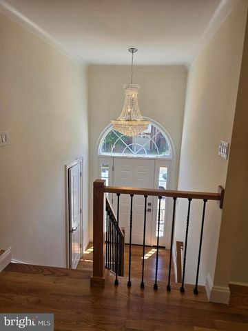 2106 BOBBYBER DR, Vienna, VA 22182