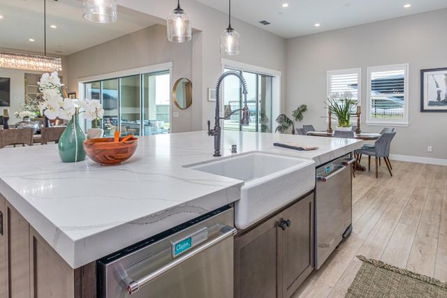 4067 Whitney Vista Ln, Rocklin, CA 95677