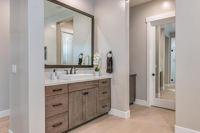 4067 Whitney Vista Ln, Rocklin, CA 95677