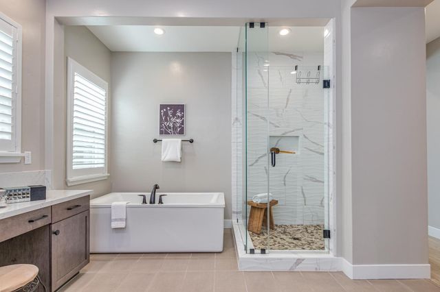 4067 Whitney Vista Ln, Rocklin, CA 95677