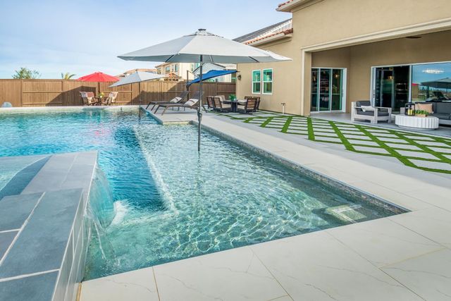 4067 Whitney Vista Ln, Rocklin, CA 95677